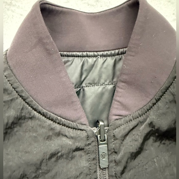 lululemon athletica Black Reversible Bomber Jacket with pockets size 6 - Picture 4 of 14